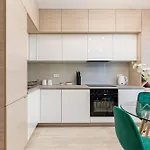 Vipwarsawapartments Pl Sienna 65 * Varšava