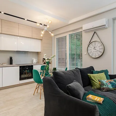 Vipwarsawapartments Pl Sienna 65